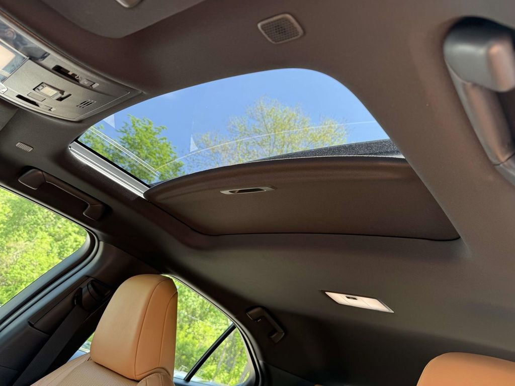 Used 2025 Lexus UX 300h AWD w/ Accessory Package (Z1) image 30