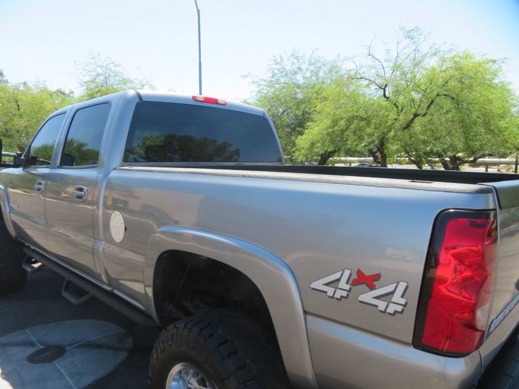 Used 2006 Chevrolet Silverado 2500 LT w/ Heavy-Duty Power Package AWD/4WD image 7