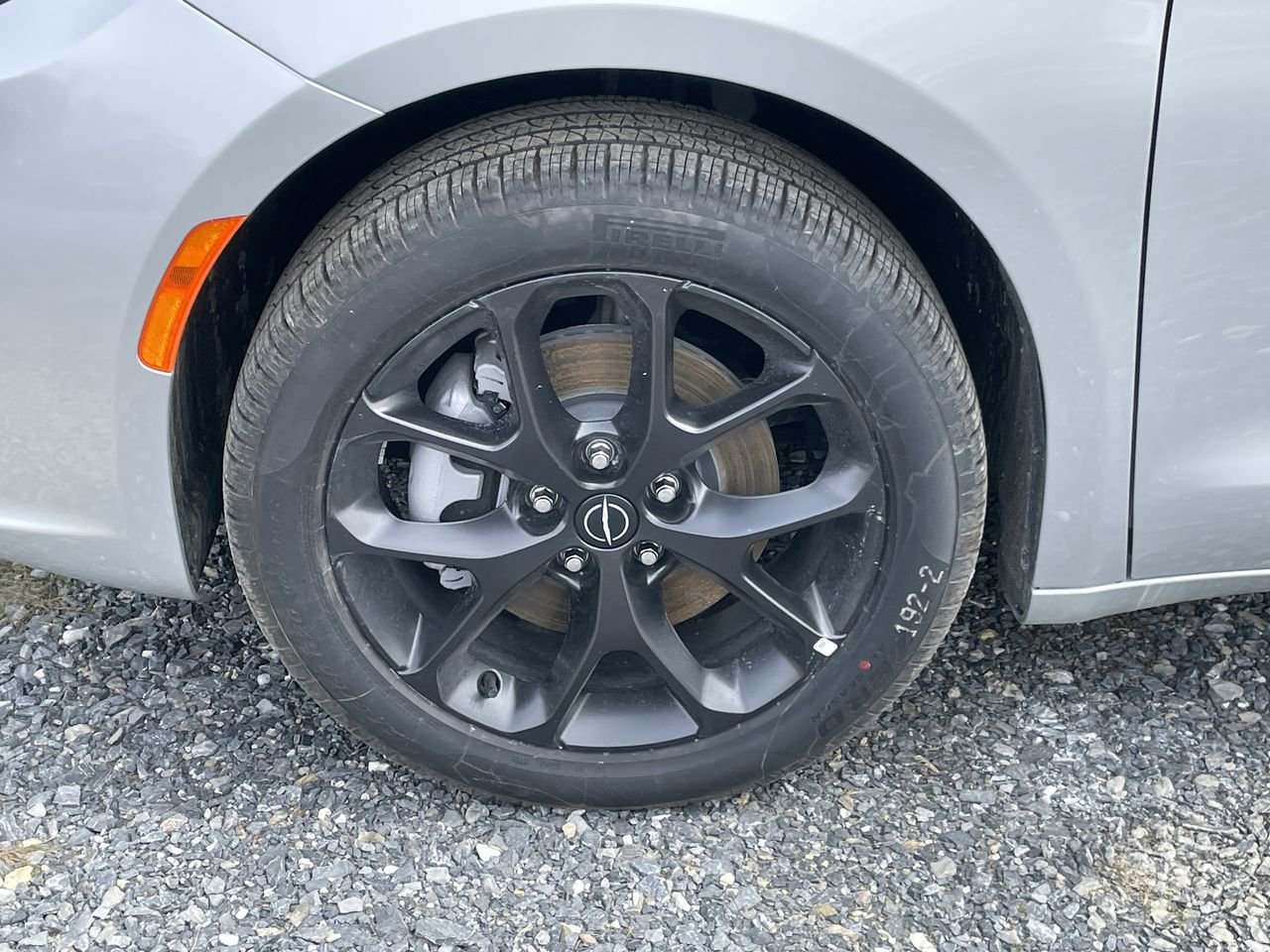 New 2026 Chrysler Pacifica Limited w/ S Appearance Package AWD/4WD image 10