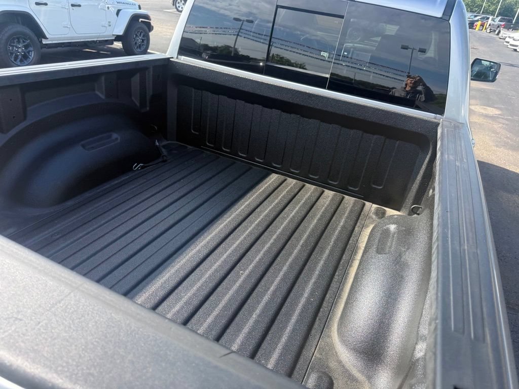 Used 2022 RAM 1500 Laramie AWD/4WD image 45