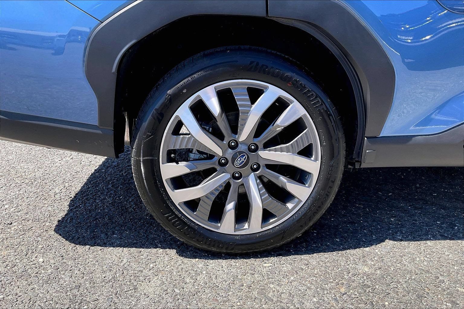 Certified 2025 Subaru Forester Touring AWD/4WD image 12