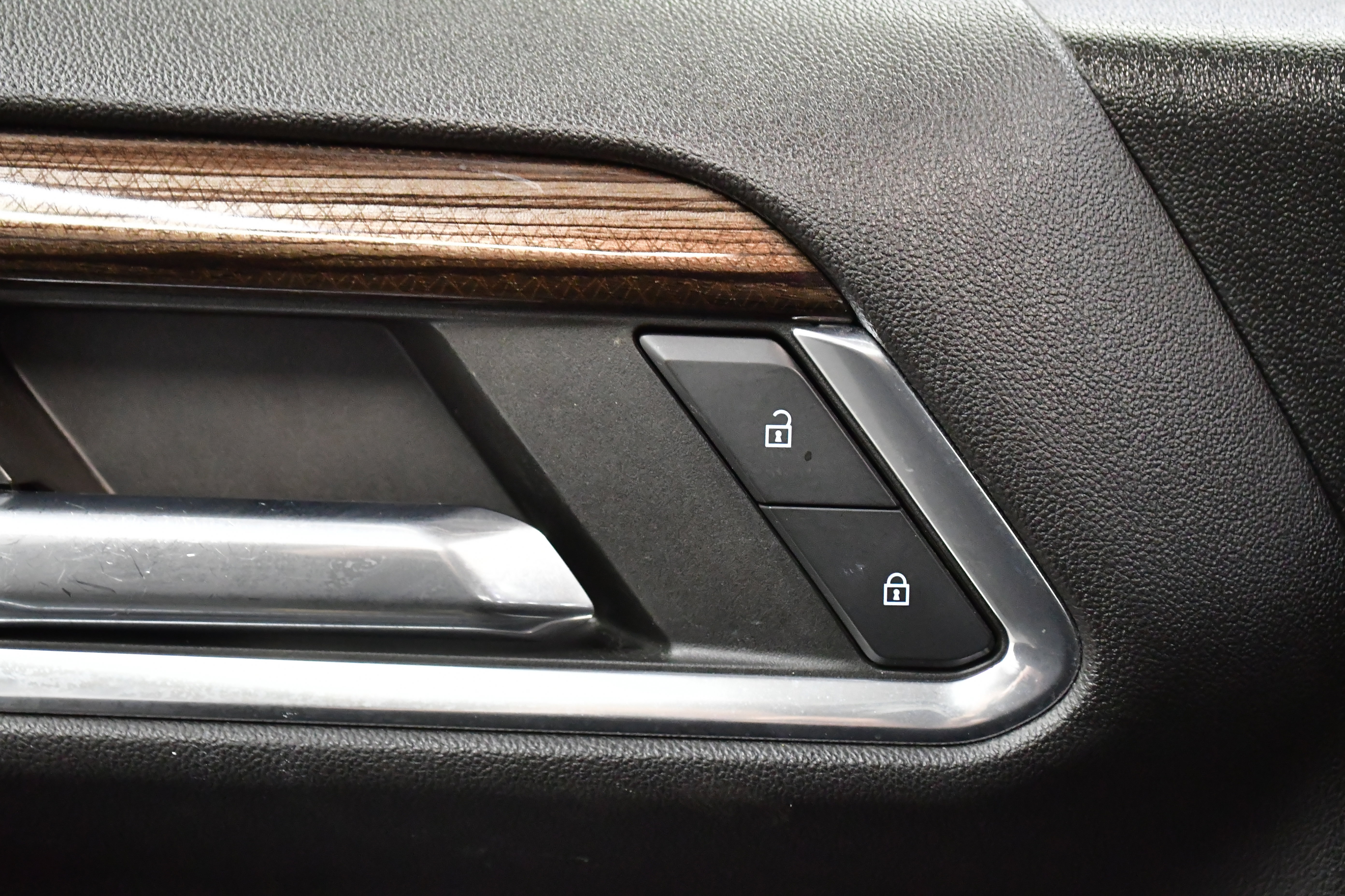 Used 2023 Chevrolet Silverado 1500 LT image 28