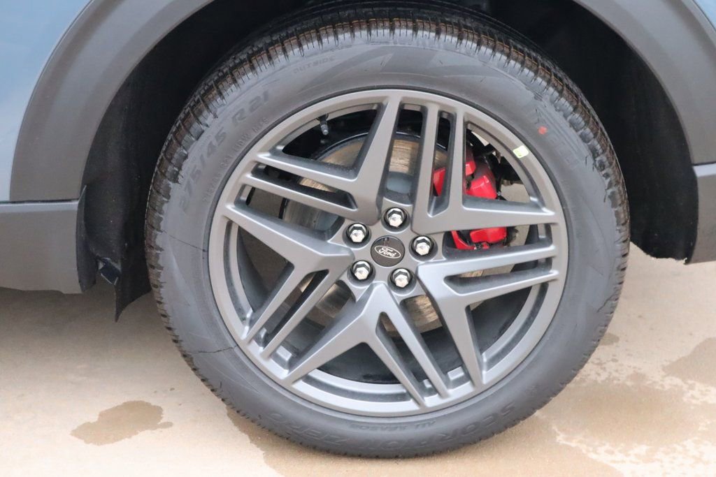 New 2026 Ford Explorer ST w/ Sun And Sound Package image 22