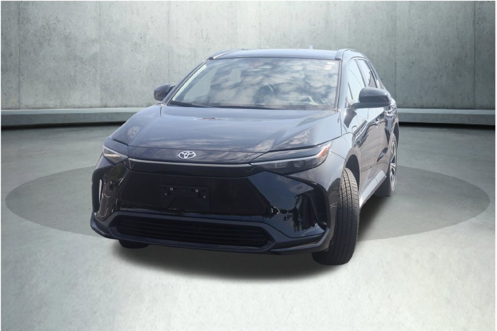 Used 2023 Toyota bZ4X AWD w/ Weather Package image 22