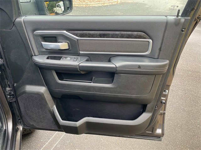 Used 2024 RAM 2500 Big Horn w/ Sport Appearance Package image 37