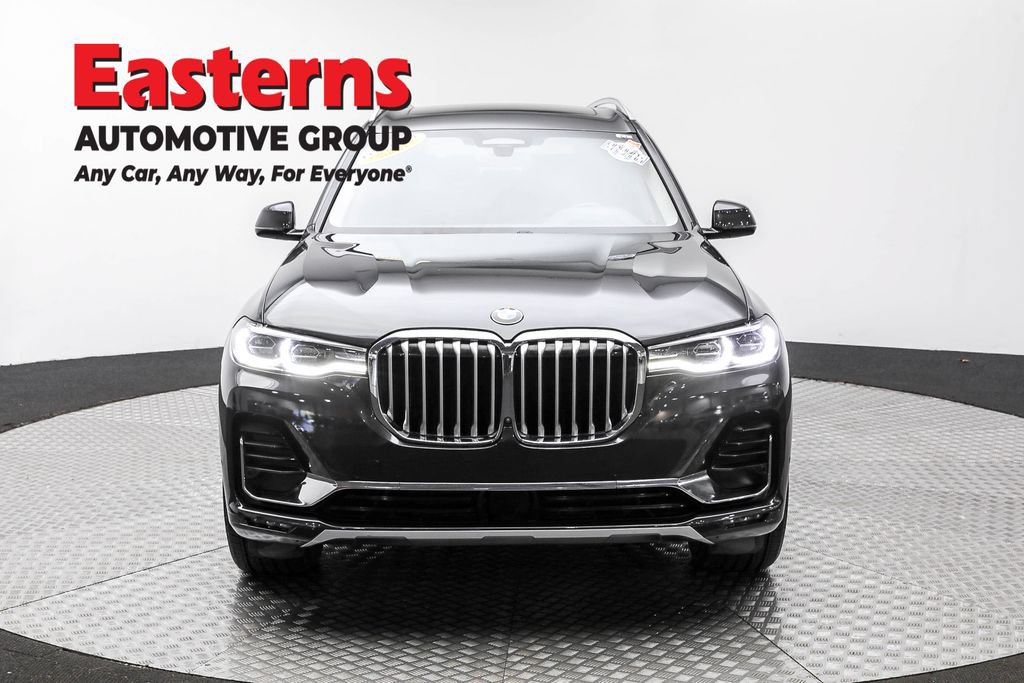 Used 2022 BMW X7 xDrive40i w/ Premium Package AWD/4WD image 2