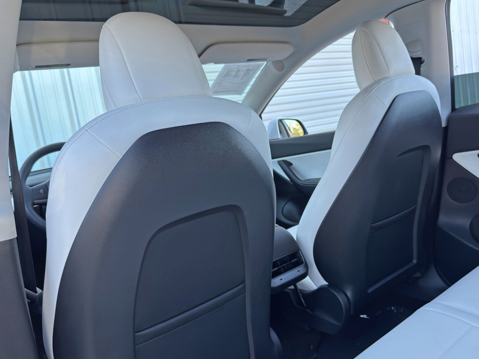 Used 2021 Tesla Model Y Long Range image 36