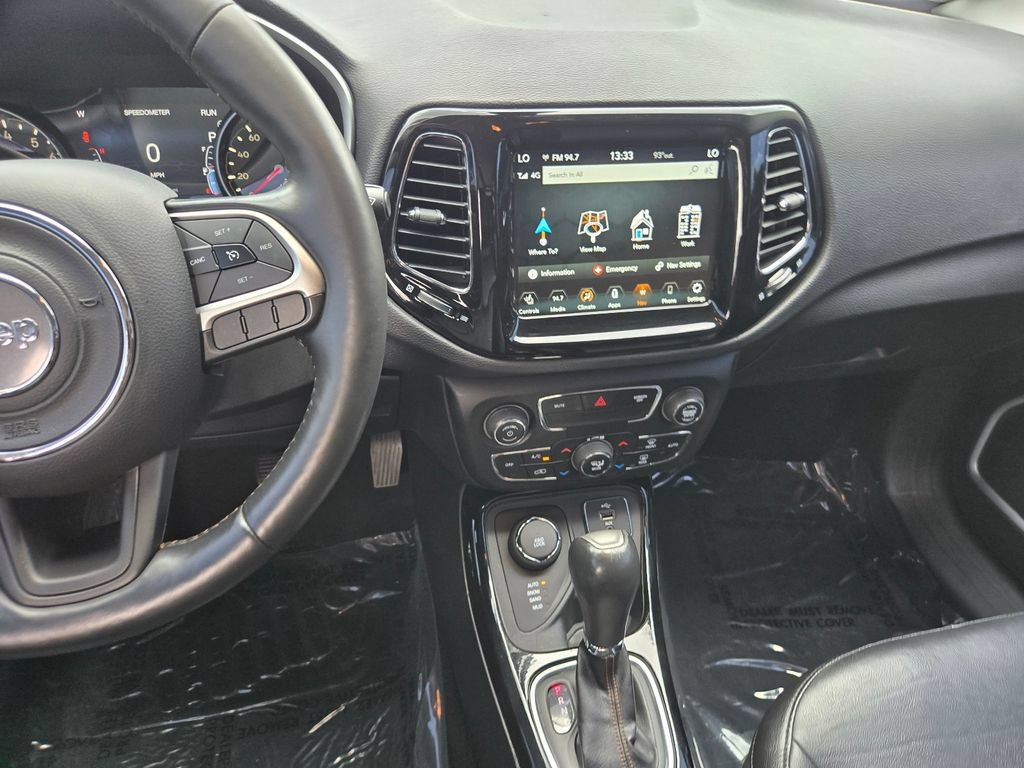 Used 2018 Jeep Compass Limited w/ Navigation Group AWD/4WD image 23
