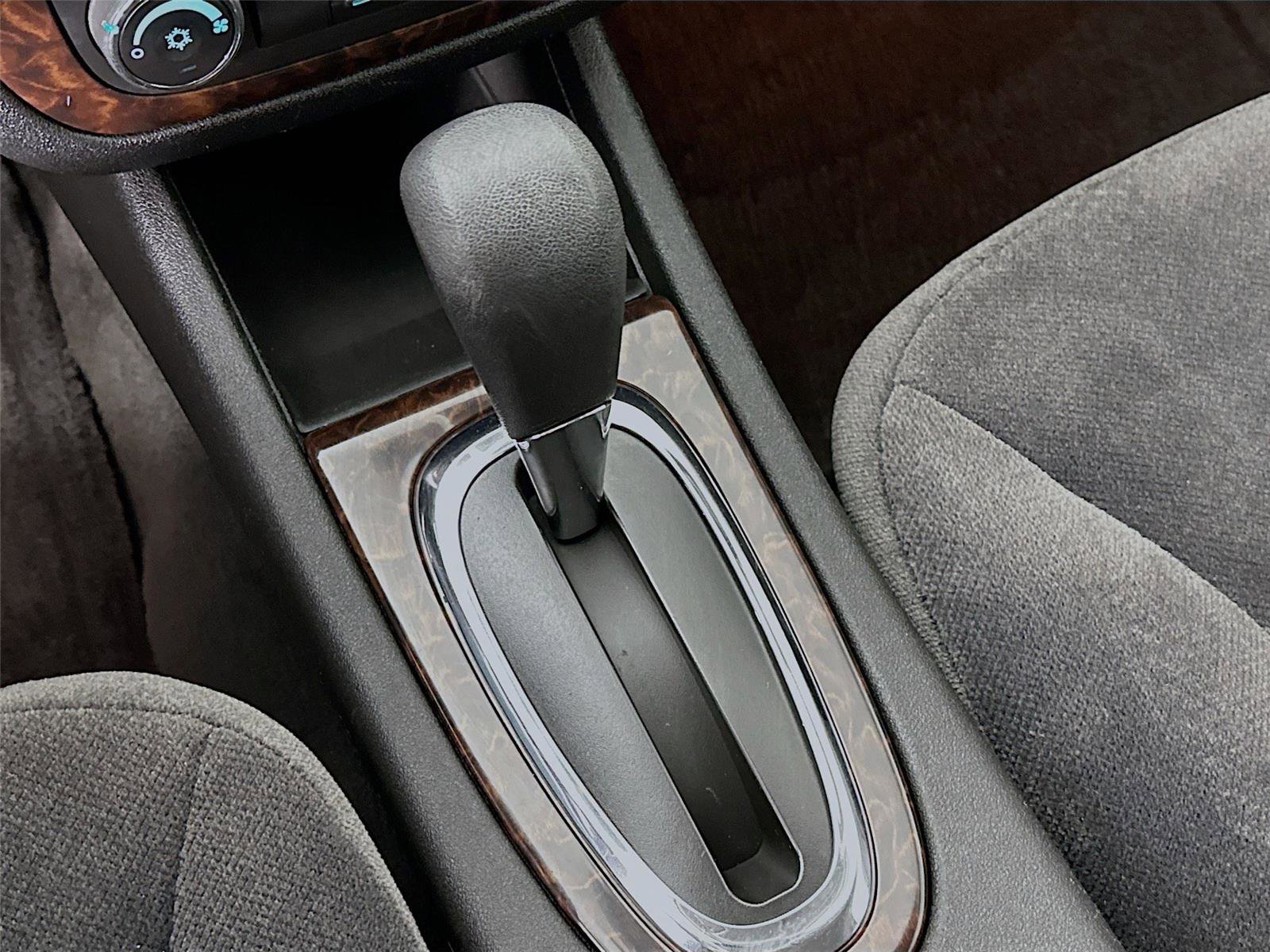 Used 2015 Chevrolet Impala LT image 16