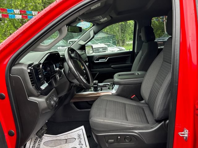 Used 2022 Chevrolet Silverado 1500 LT w/ Protection Package AWD/4WD image 8