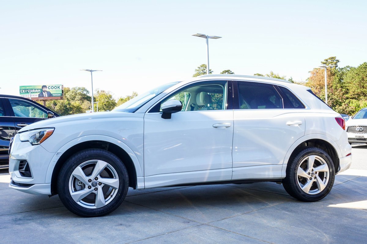 Used 2019 Audi Q3 2.0T Premium image 3