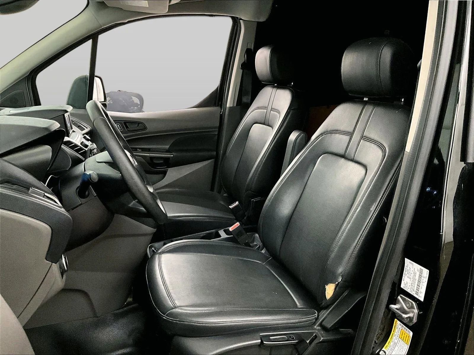 Used 2019 Ford Transit Connect XL image 24