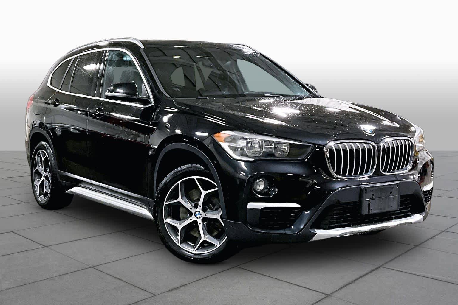 Used 2018 BMW X1 xDrive28i w/ Convenience Package AWD/4WD image 4