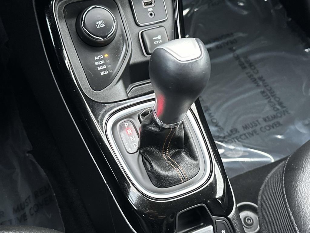 Used 2020 Jeep Compass Limited w/ Rear Convenience Group image 31