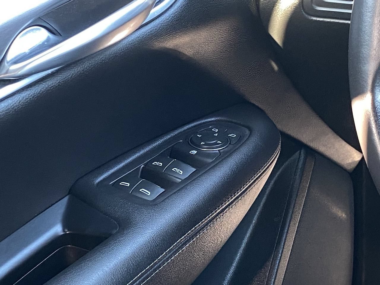 Used 2020 Cadillac XT5 Luxury FWD image 28