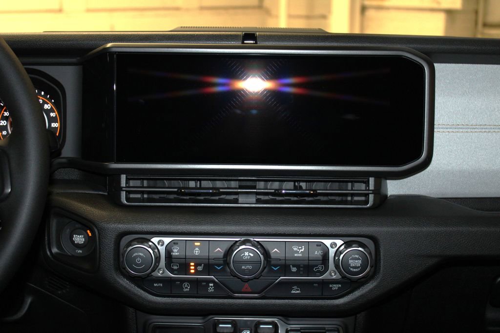 New 2026 Jeep Gladiator Sport image 13