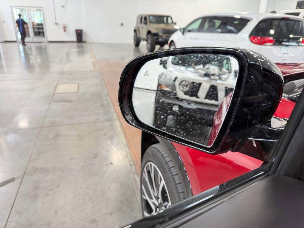 New 2025 Jeep Wagoneer S Limited image 35