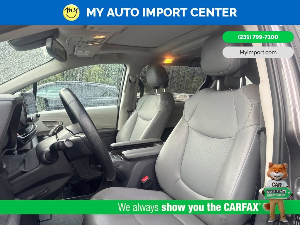 Used 2021 Toyota Sienna XLE w/ XLE Plus Package AWD/4WD image 11