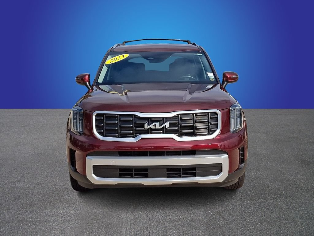 Used 2023 Kia Telluride S FWD image 2