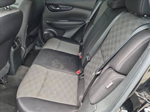 Used 2020 Nissan Rogue Sport SV FWD image 17
