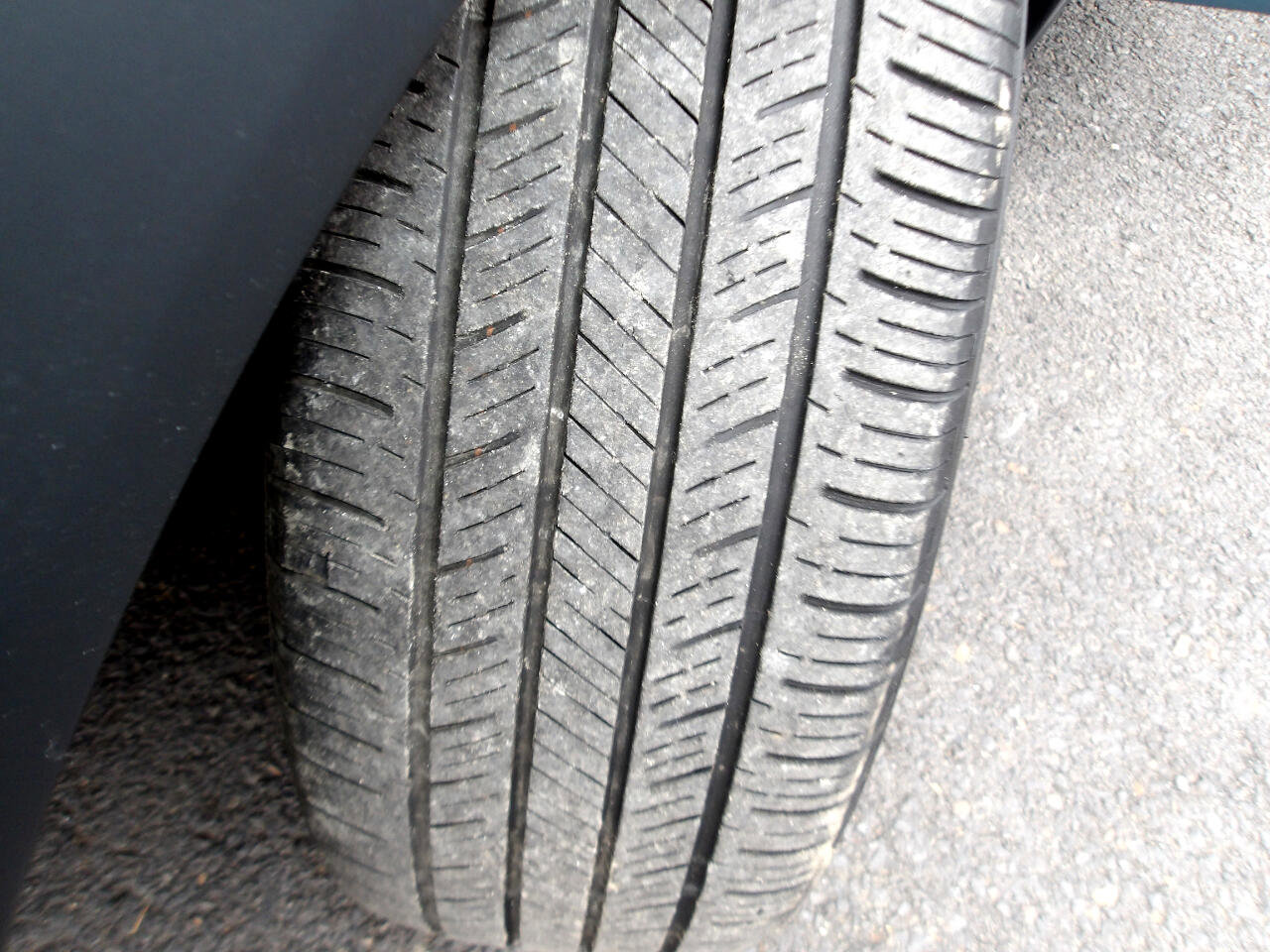 Used 2023 Honda HR-V LX image 24