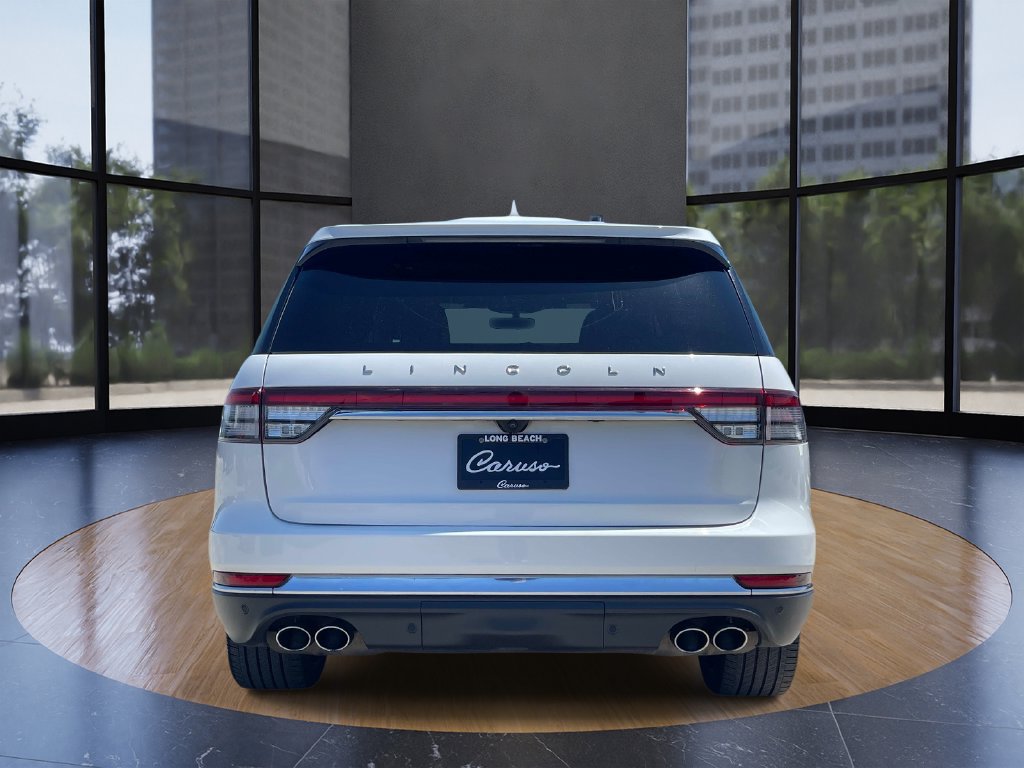 Certified 2023 Lincoln Aviator Reserve w/ Equipment Group 201A RWD image 4