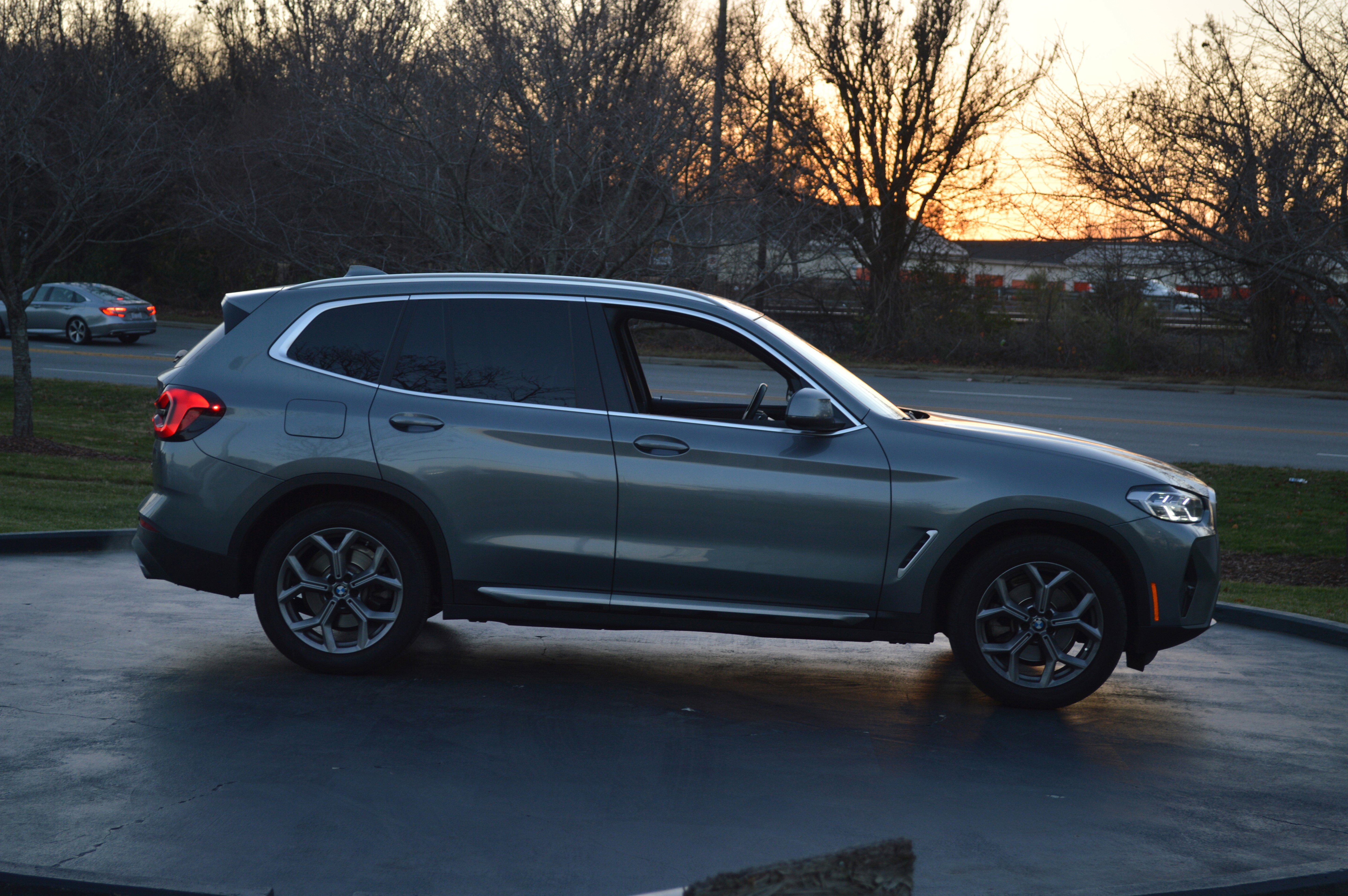 Certified 2023 BMW X3 xDrive30i w/ Convenience Package image 12
