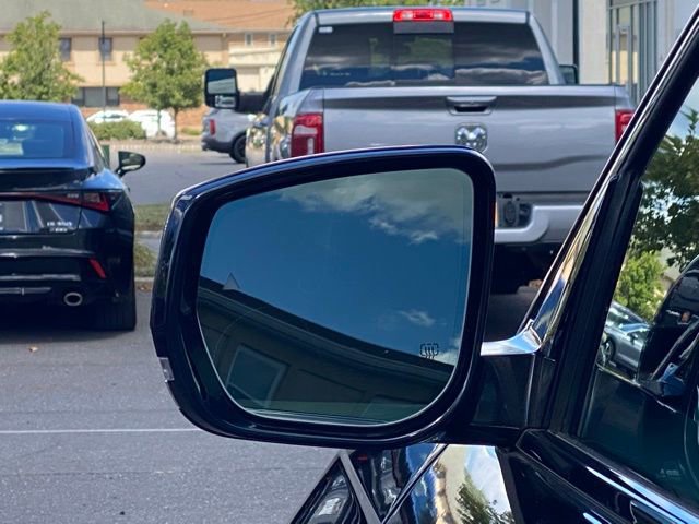 New 2025 Jeep Grand Cherokee Overland w/ Adv Protech Group III image 13