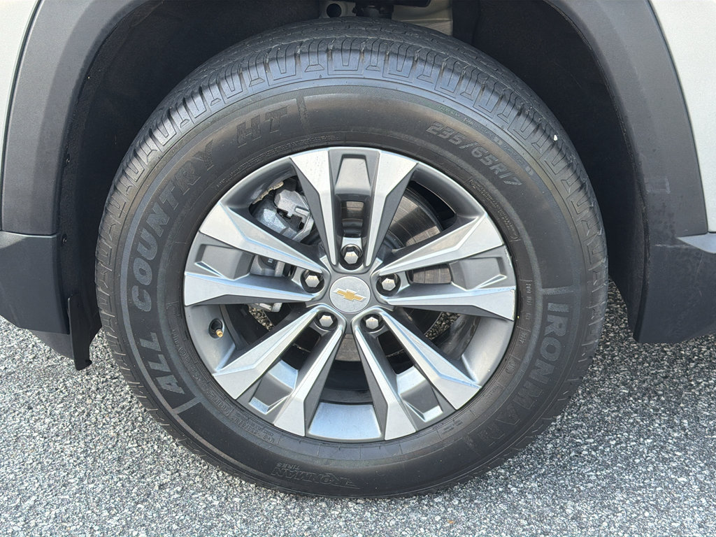 Used 2026 Chevrolet Equinox LT AWD/4WD image 31