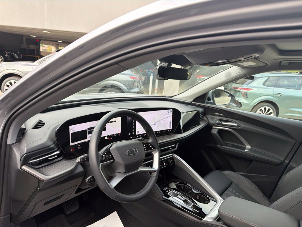 Used 2026 Audi Q5 Premium Plus AWD/4WD image 12