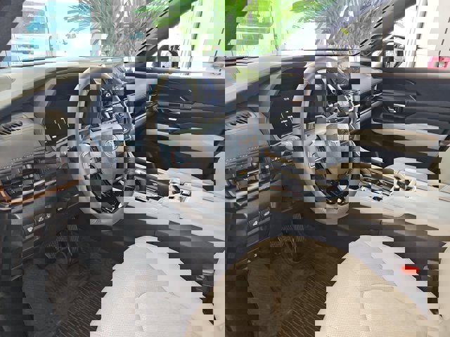 New 2025 Toyota Grand Highlander MAX Platinum image 17