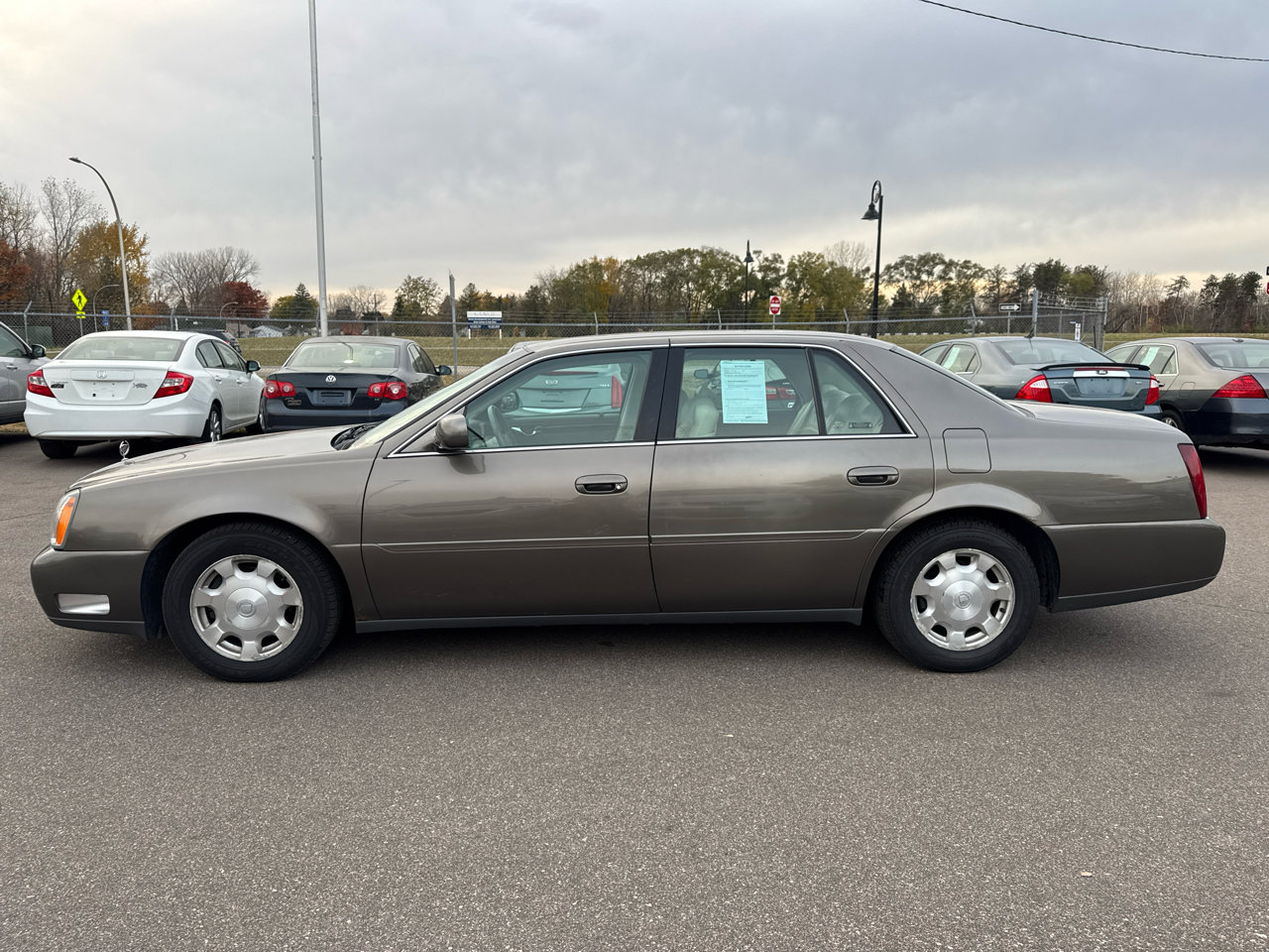 Used 2002 Cadillac De Ville Sedan image 8