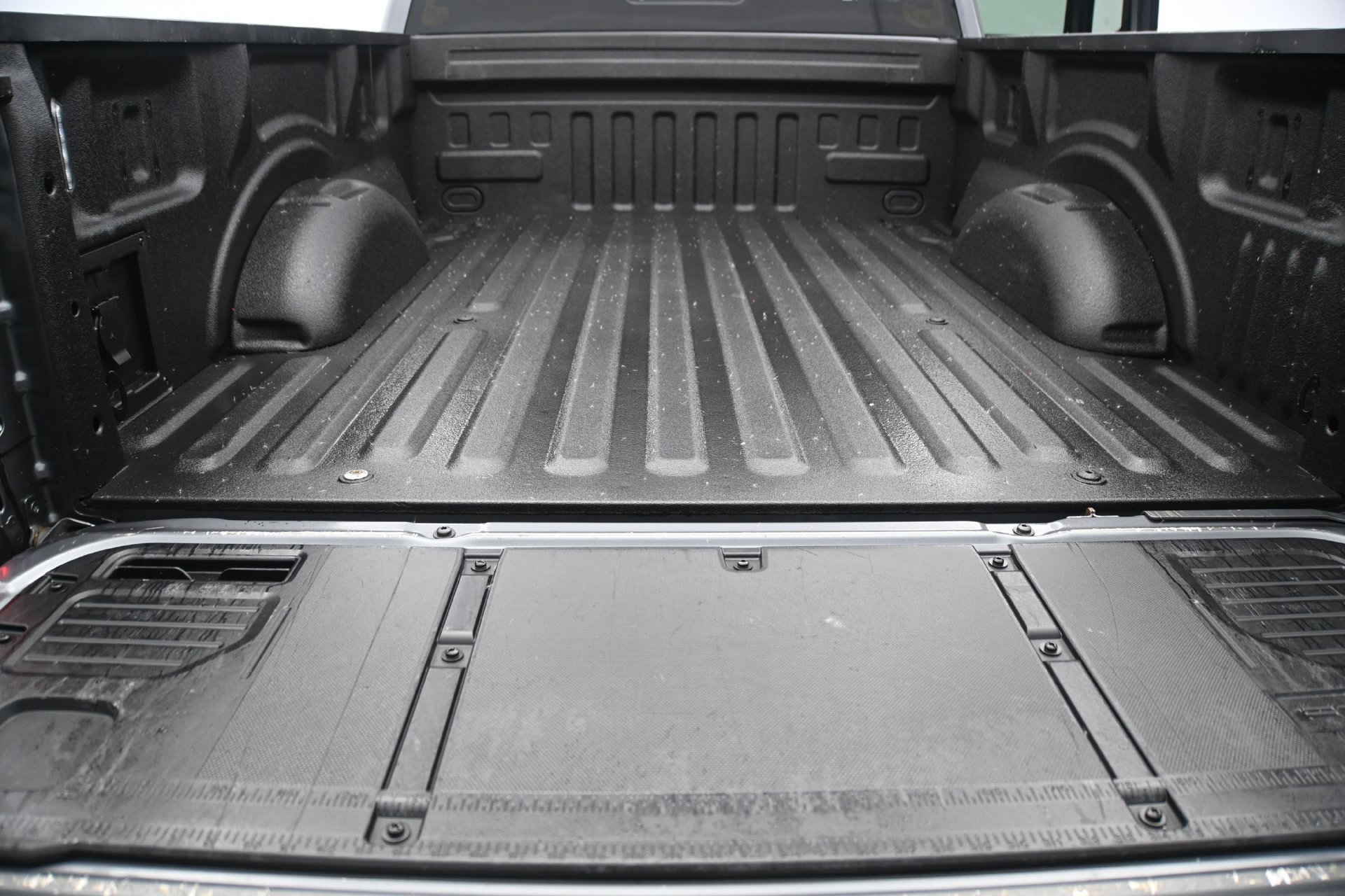 Used 2023 Ford F150 Lariat w/ Equipment Group 502A High AWD/4WD image 15