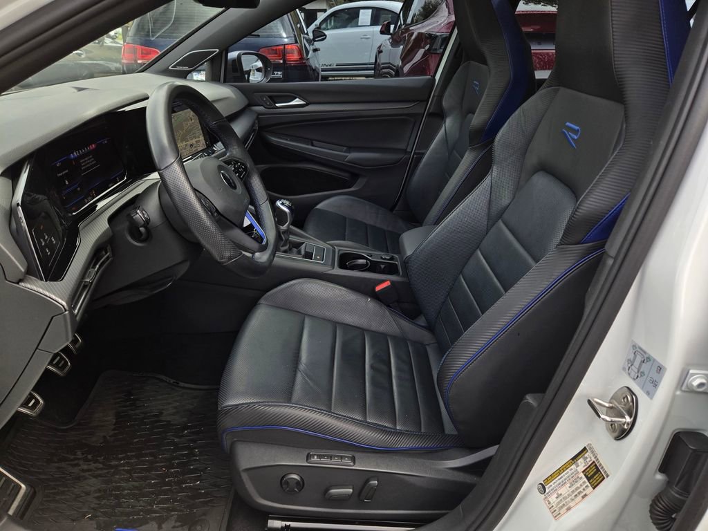 Used 2022 Volkswagen Golf R image 19