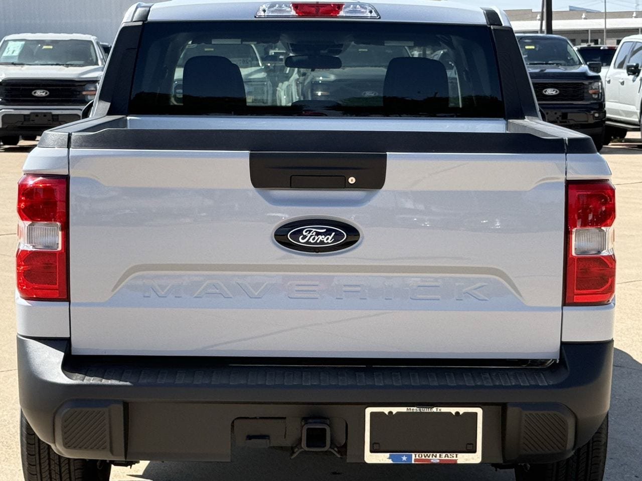 New 2026 Ford Maverick XL FWD image 7