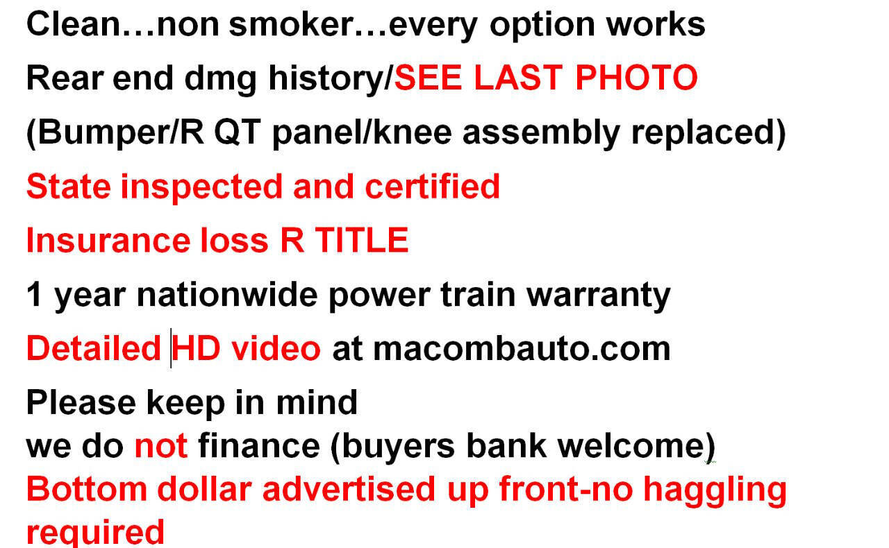 Used 2021 GMC Acadia SLE w/ Driver Convenience Package FWD image 2