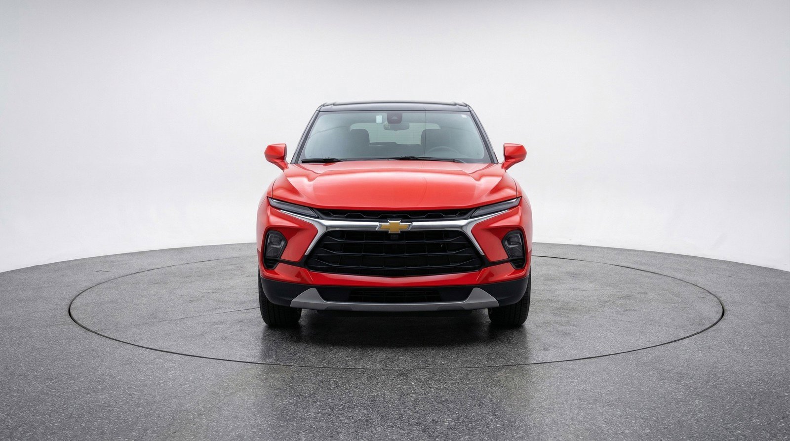 Used 2025 Chevrolet Blazer LT FWD image 2