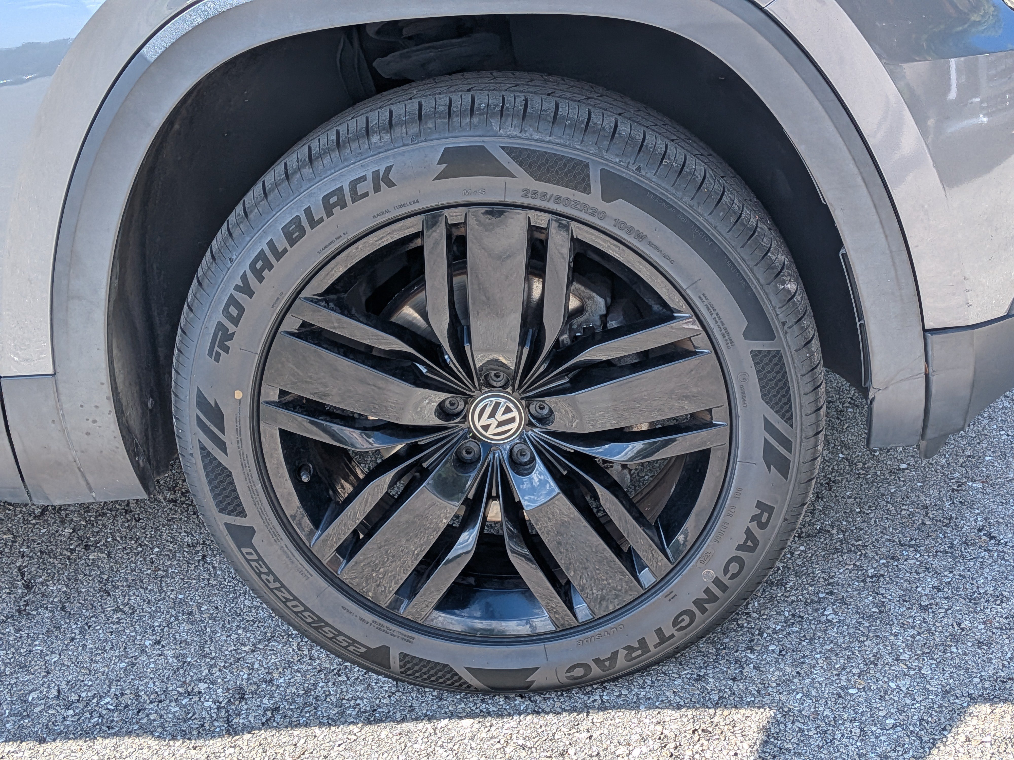 Used 2019 Volkswagen Atlas SEL FWD image 11