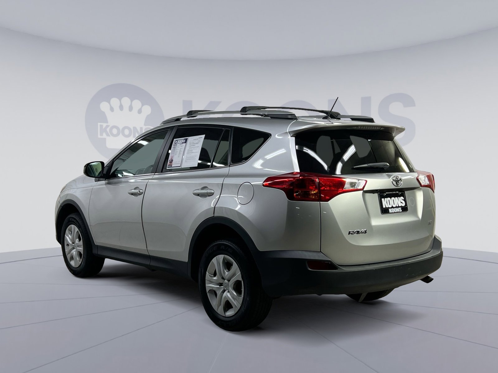 Used 2013 Toyota RAV4 LE image 10