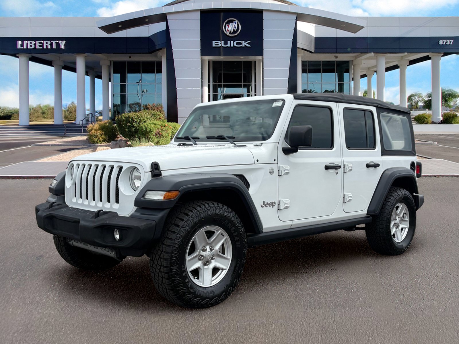Used 2018 Jeep Wrangler Unlimited Sport AWD/4WD image 8