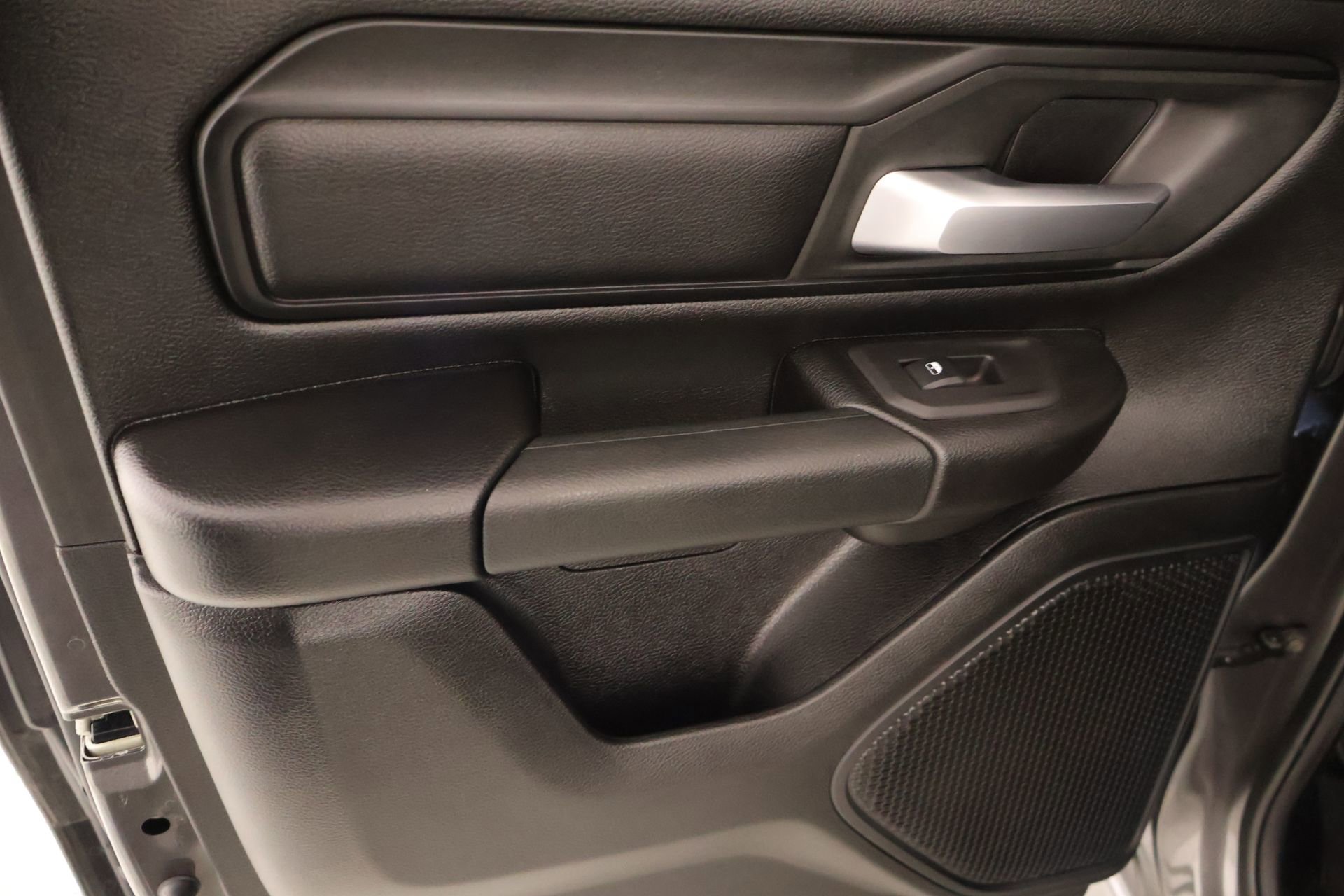 Used 2025 RAM 1500 Tradesman w/ Night Edition RWD image 15