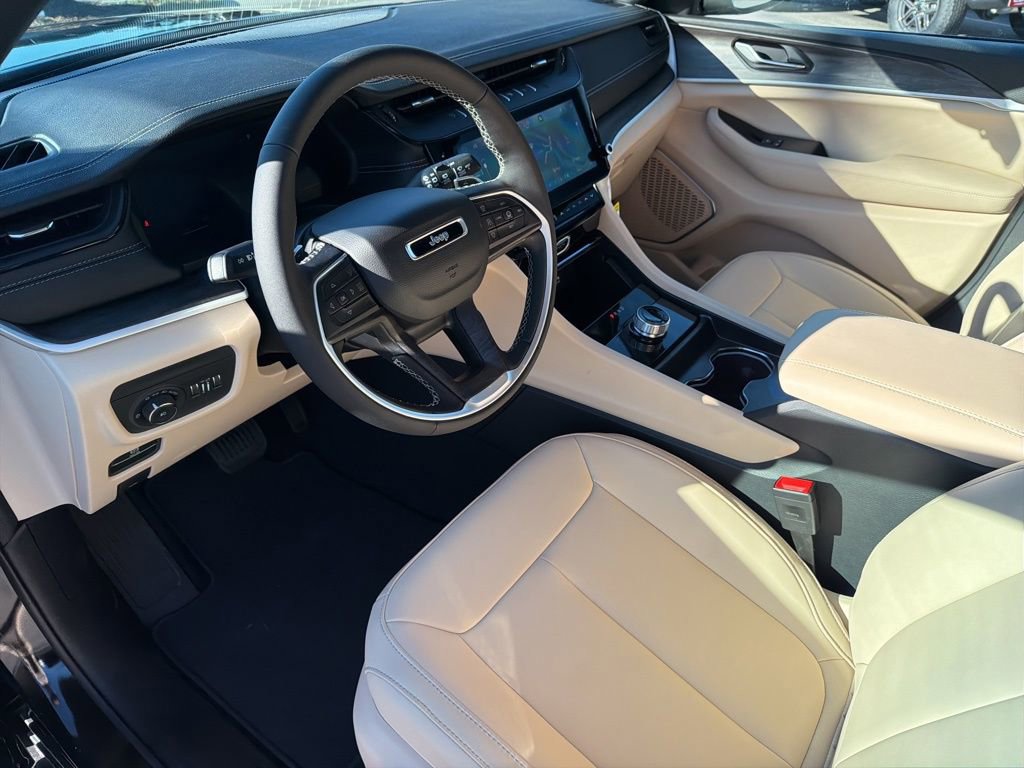 New 2026 Jeep Grand Cherokee Limited w/ Limited Altitude Package image 31