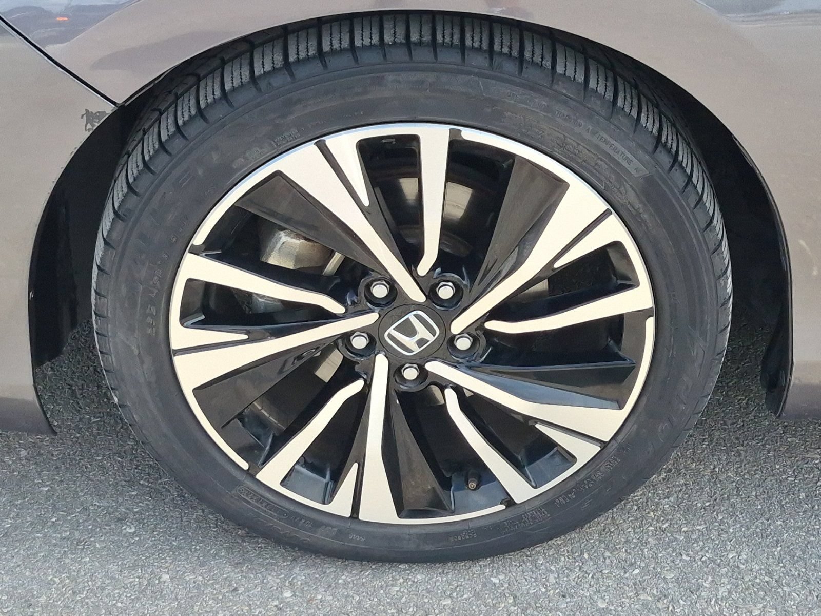 Used 2017 Honda Accord EX image 23