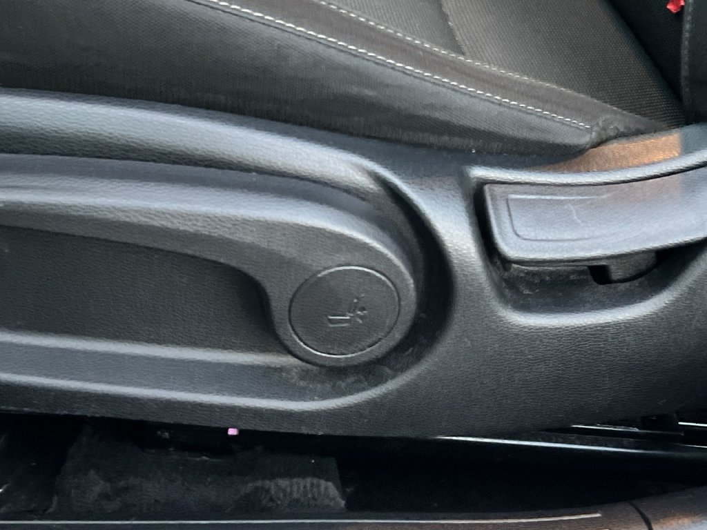 Used 2024 Kia Forte LXS FWD image 15