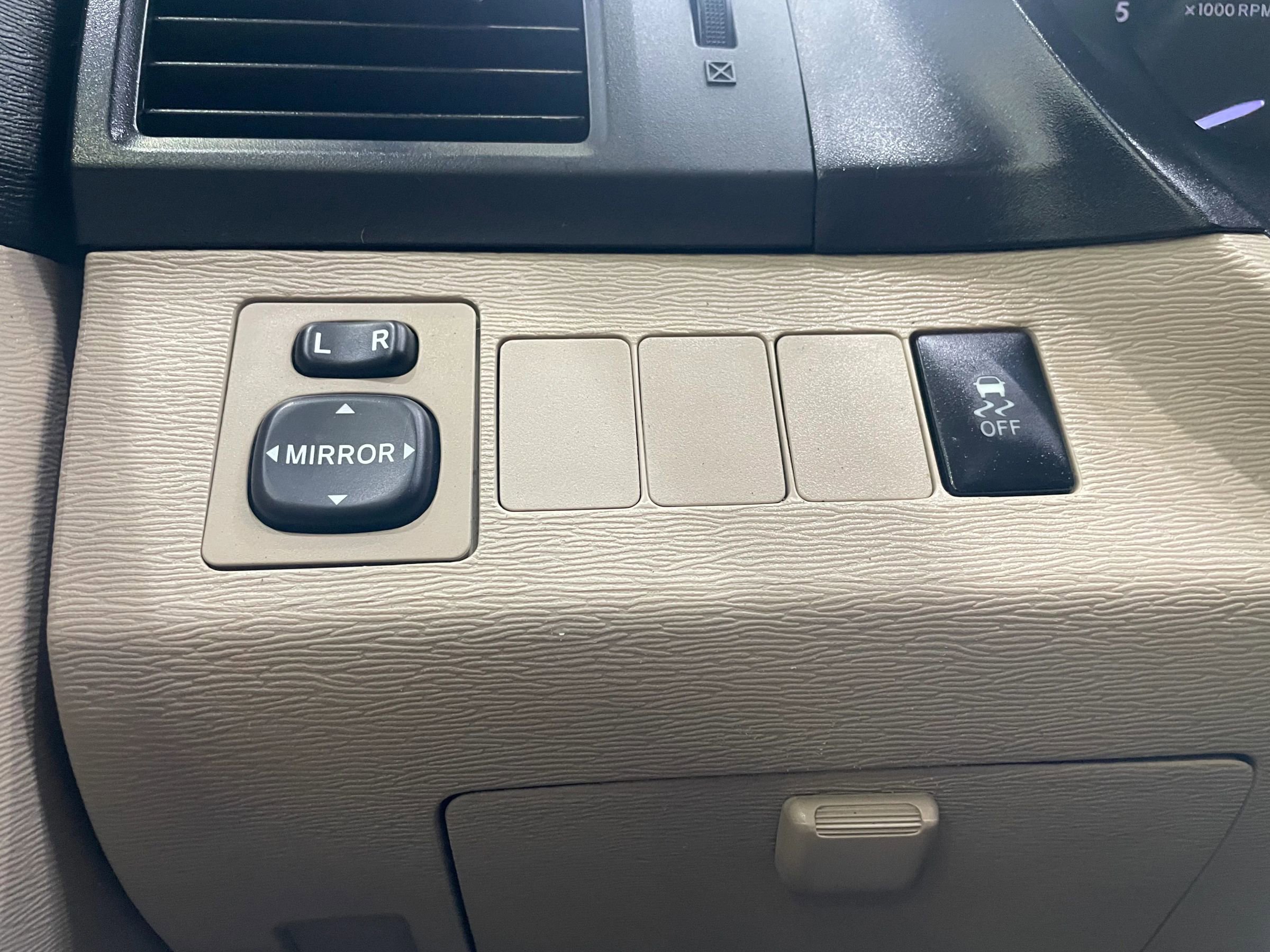 Used 2012 Toyota Venza LE AWD/4WD image 10