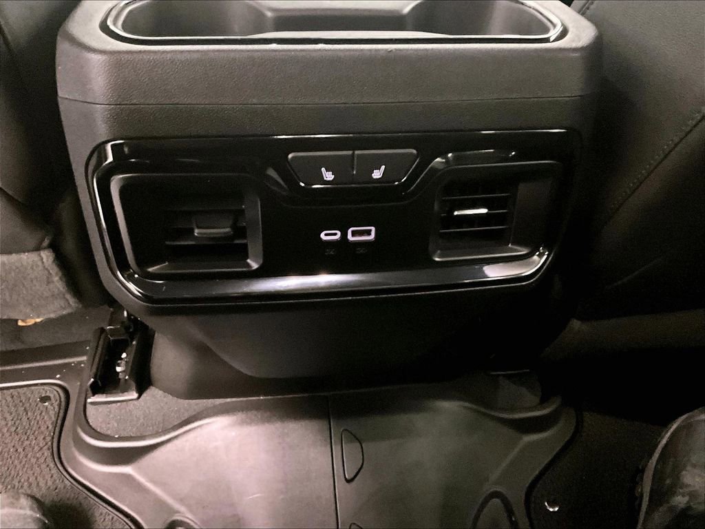 Used 2023 GMC Sierra 1500 AT4 w/ AT4 Premium Package image 27