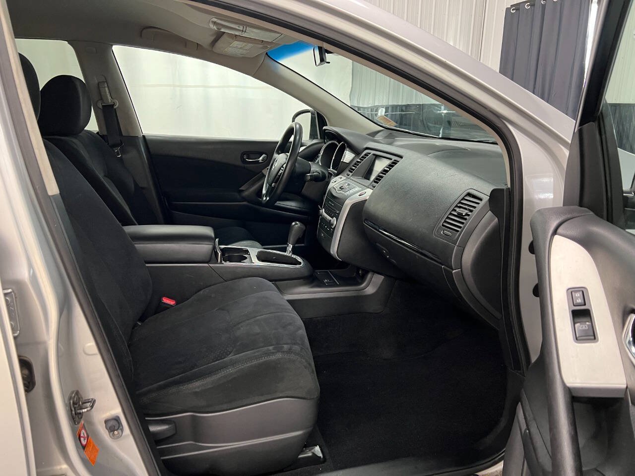 Used 2009 Nissan Murano S w/ Convenience Pkg AWD/4WD image 11