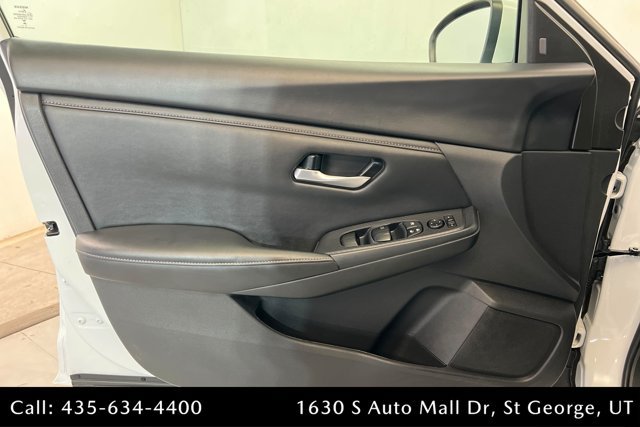 Used 2024 Nissan Sentra SV FWD image 14