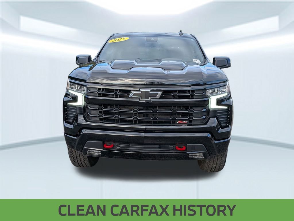 Used 2025 Chevrolet Silverado 1500 LT Trail Boss w/ Convenience Package II image 11