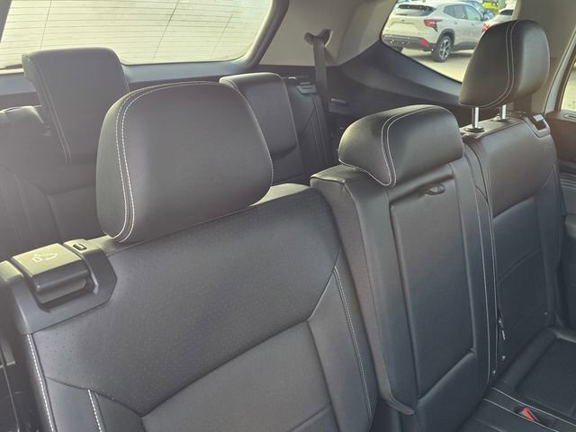 Used 2023 Volkswagen Atlas SEL AWD/4WD image 25